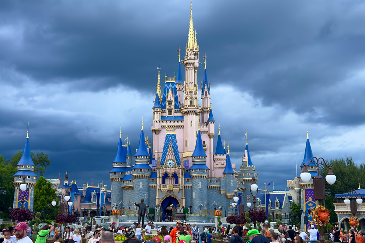 A beauty shot of Cinderella Castle in Maginc Kingdom.