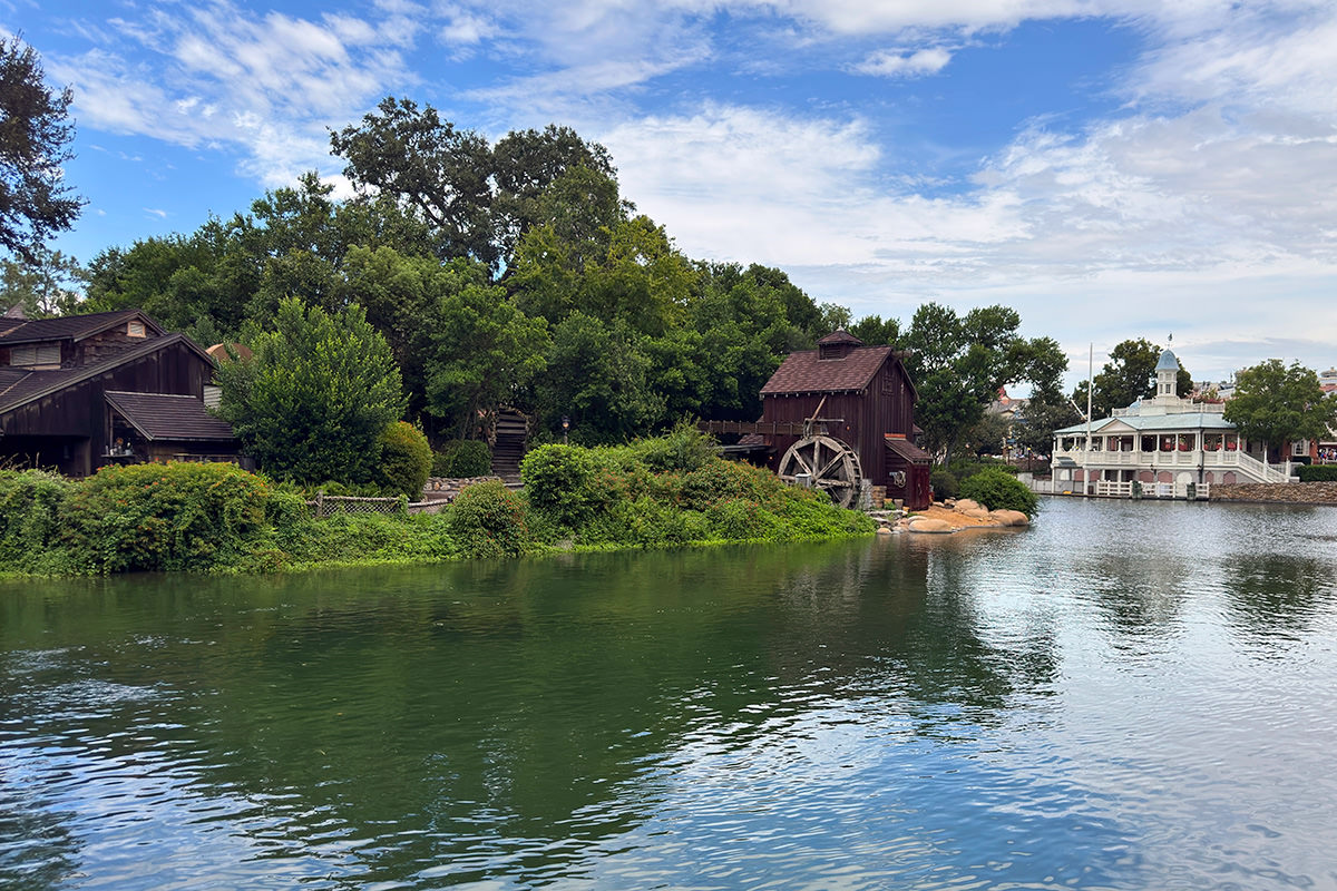 A look at Tom Sawyer Island over the edge of Rivers of America.