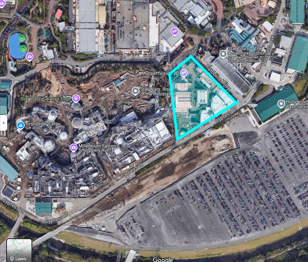 Highlighting Muppets Courtyard on the map of Disney Studios.